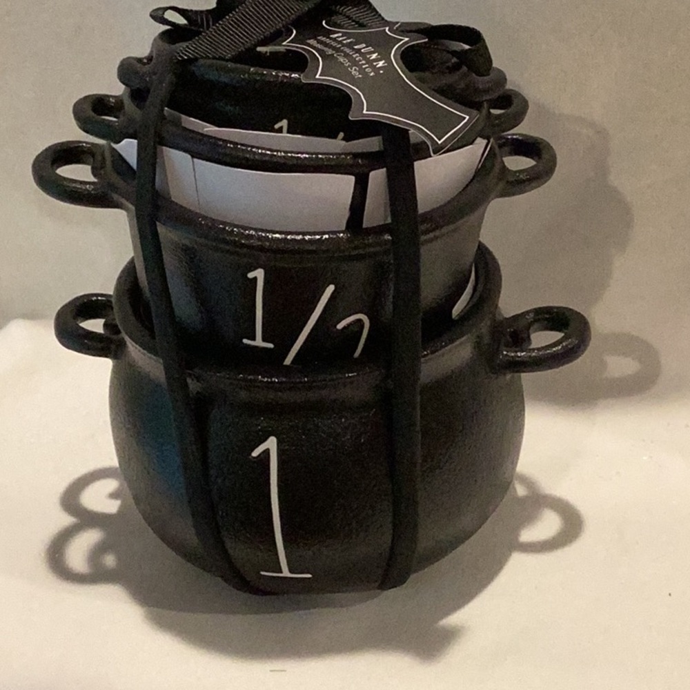 Rae Dunn Black Cauldron Measuring Cups